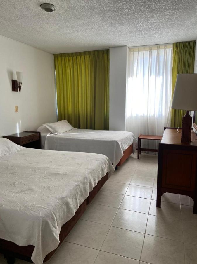Hotel Bachue Girardot Exteriér fotografie