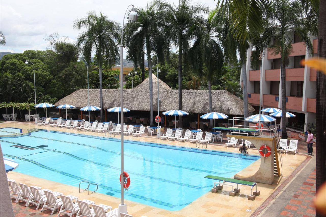 Hotel Bachue Girardot Exteriér fotografie