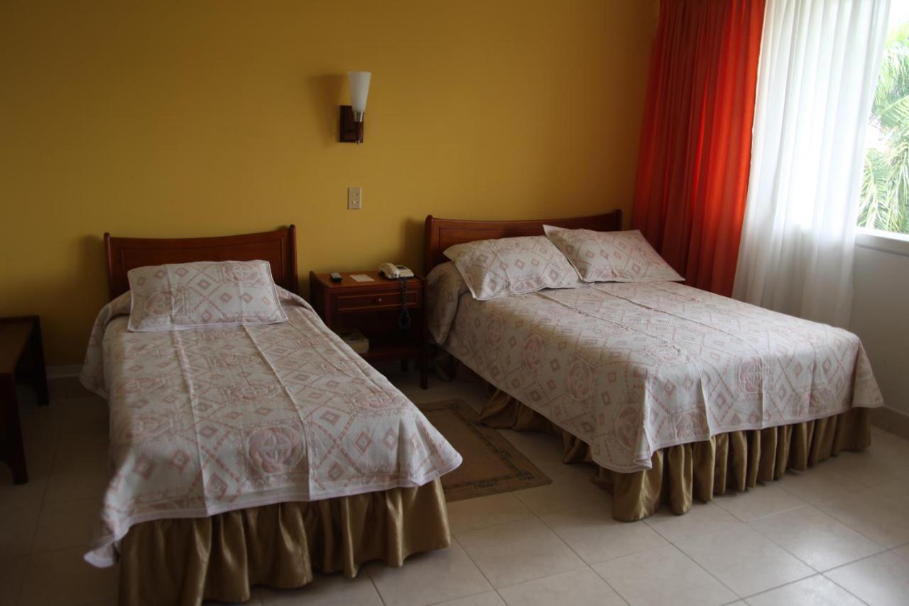 Hotel Bachue Girardot Exteriér fotografie